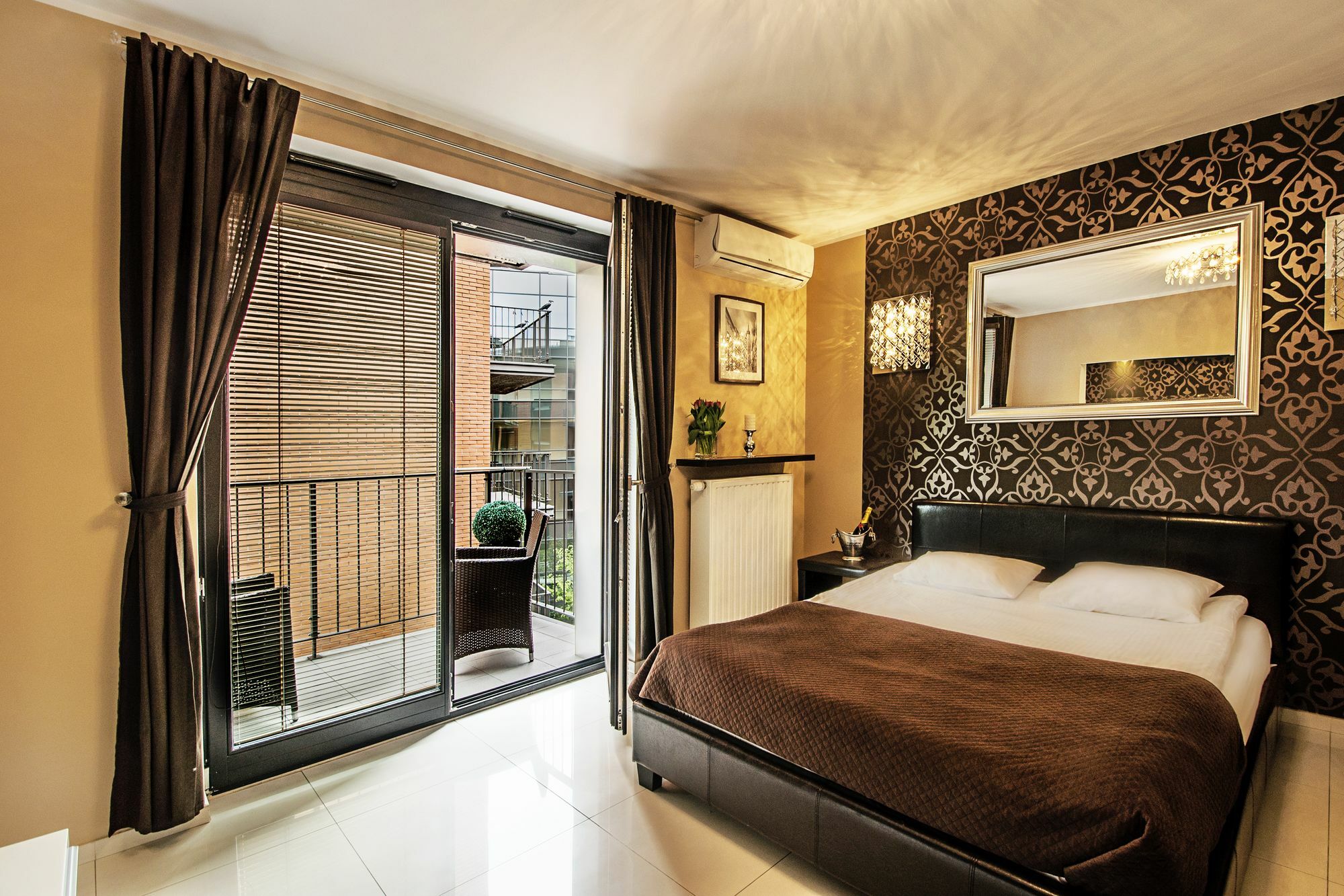Angel City Center Krakow Aparthotel Luaran gambar